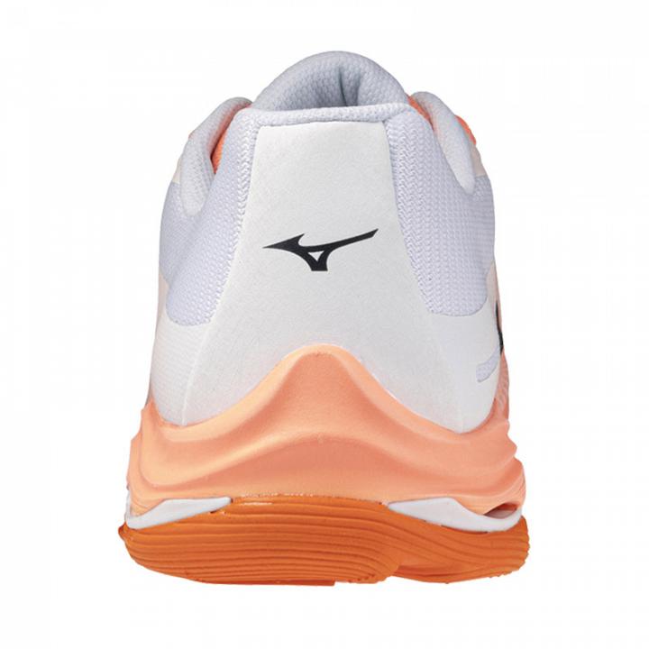 Mizuno Wave Lightning Pro Flamingo Coral / Carbon / White