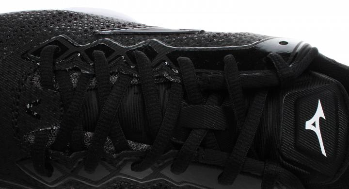 Mizuno Wave Stealth V Black / White